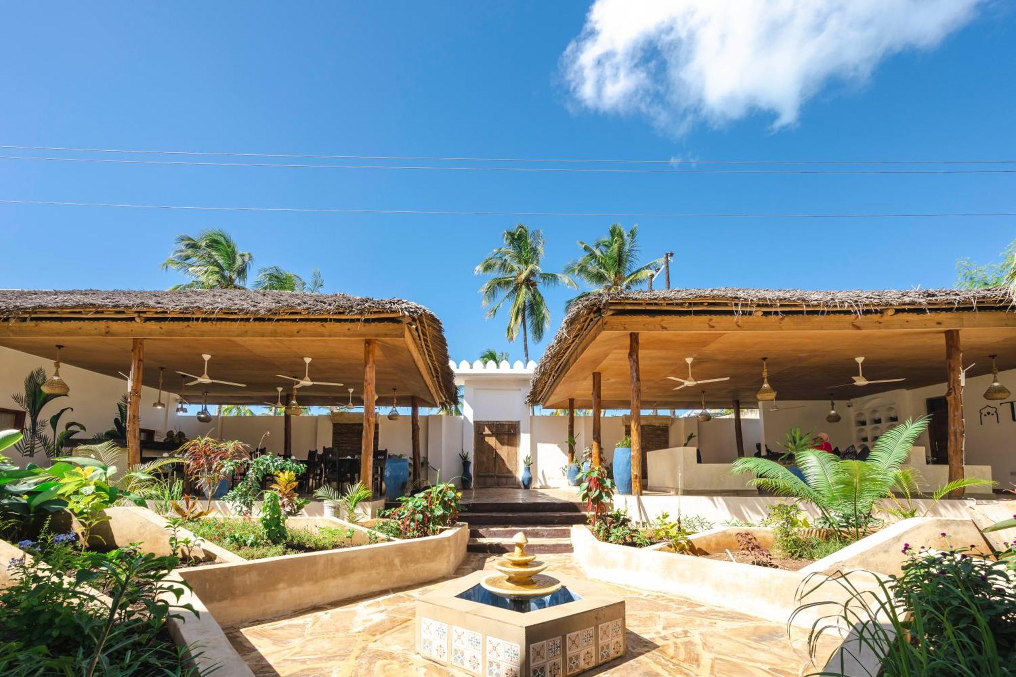 Tasneem Islamic Luxury Suites Jambiani  Exteriér fotografie