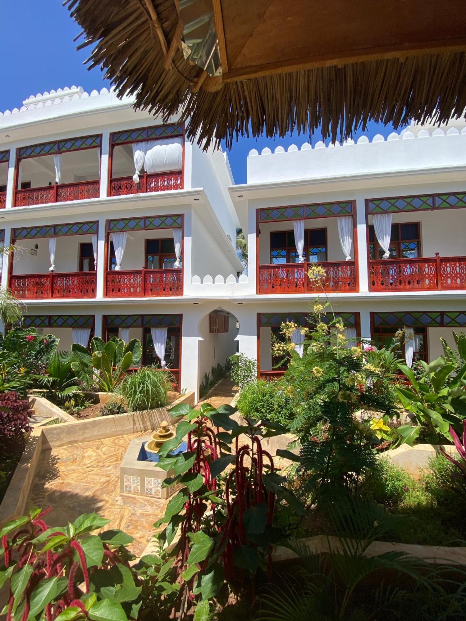 Tasneem Islamic Luxury Suites Jambiani  Exteriér fotografie